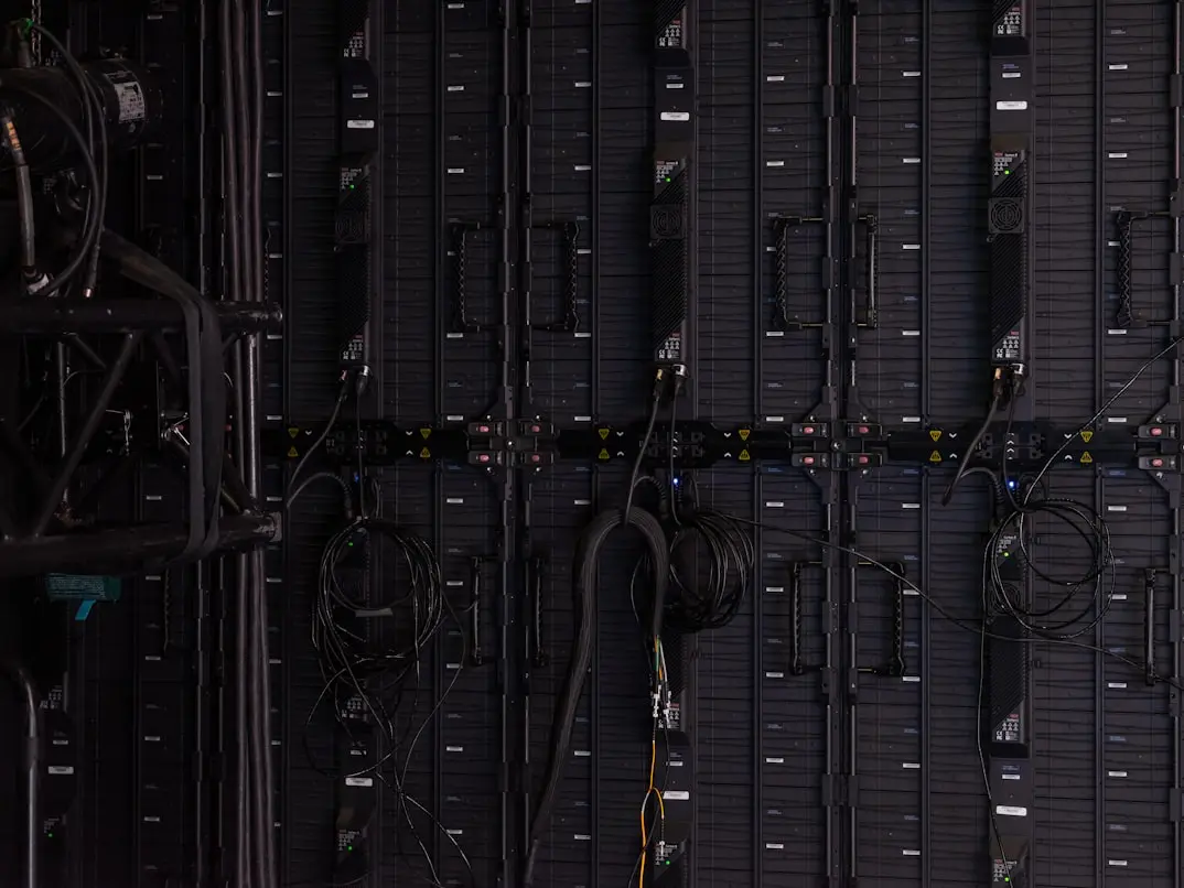 Enterprise data center servers used for next-gen database development